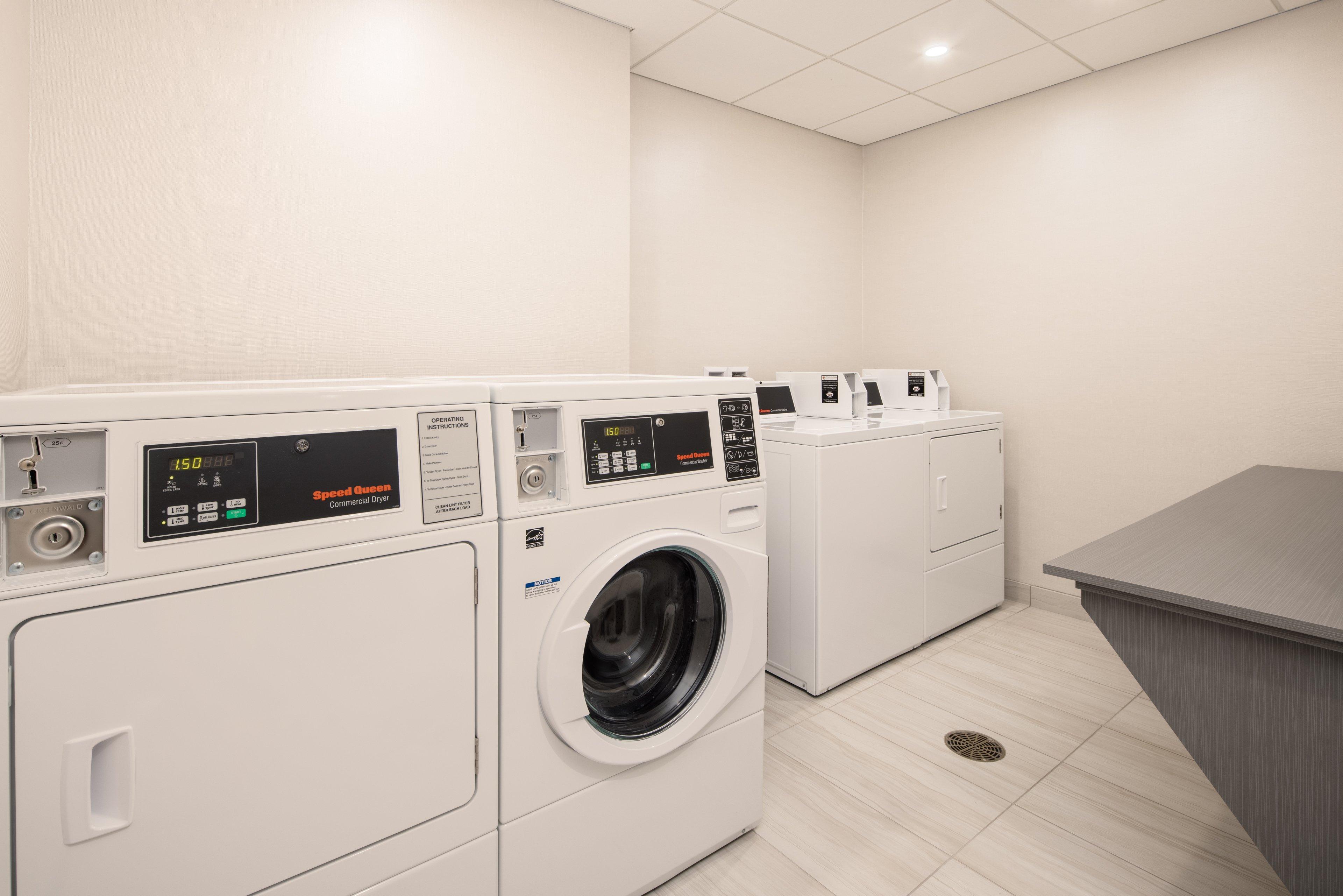 Holiday Inn Express & Suites Ft Myers Beach-Sanibel Gateway By Ihg Fort Myers Beach Esterno foto